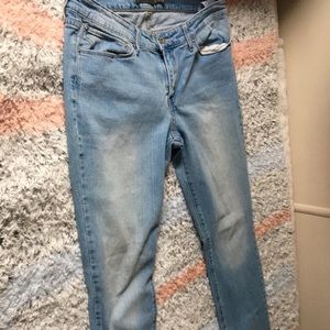 Levi Demi crave 16/33